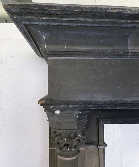 Cheminée ancienne en bois et carton de style Néo-Gothique Cheminée ancienne en bois et carton de style Néo-Gothique-4