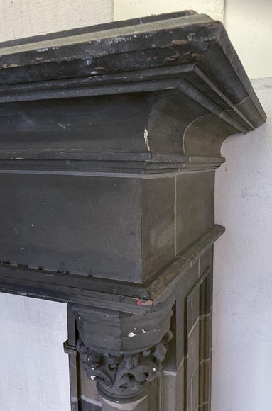Cheminée ancienne en bois et carton de style Néo-Gothique Cheminée ancienne en bois et carton de style Néo-Gothique-8