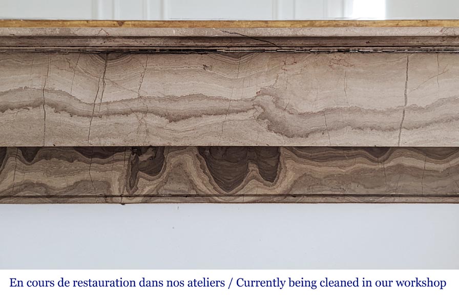 Petite cheminée de style Napoléon III en marbre de Lunel Petite cheminée de style Napoléon III en marbre de Lunel-1