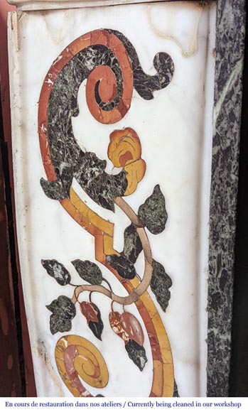 Cheminée réalisée à partir d'éléments en marbres polychromes. Probablement d’un autel du XVIIIe siècle Cheminée réalisée à partir d'éléments en marbres polychromes. Probablement d’un autel du XVIIIe siècle-5