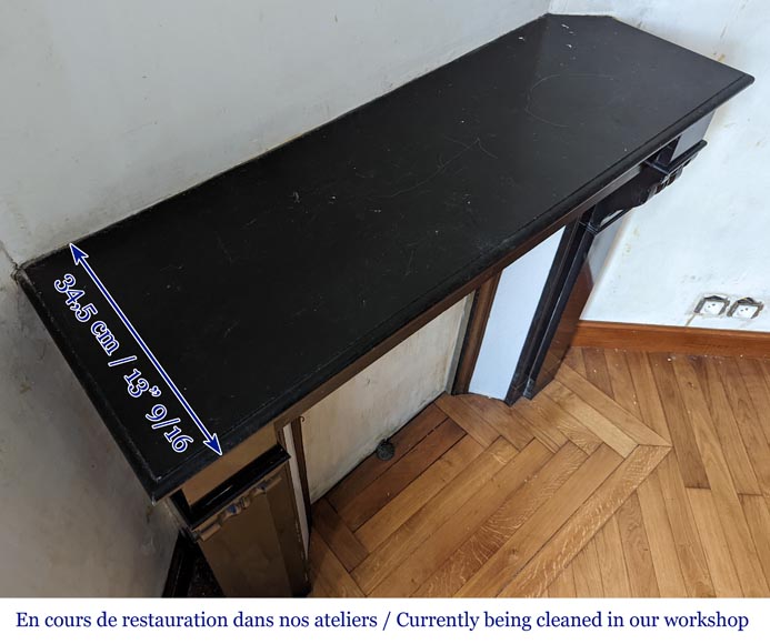 Petite cheminée de style Napoléon III en marbre noir Petite cheminée de style Napoléon III en marbre noir-8