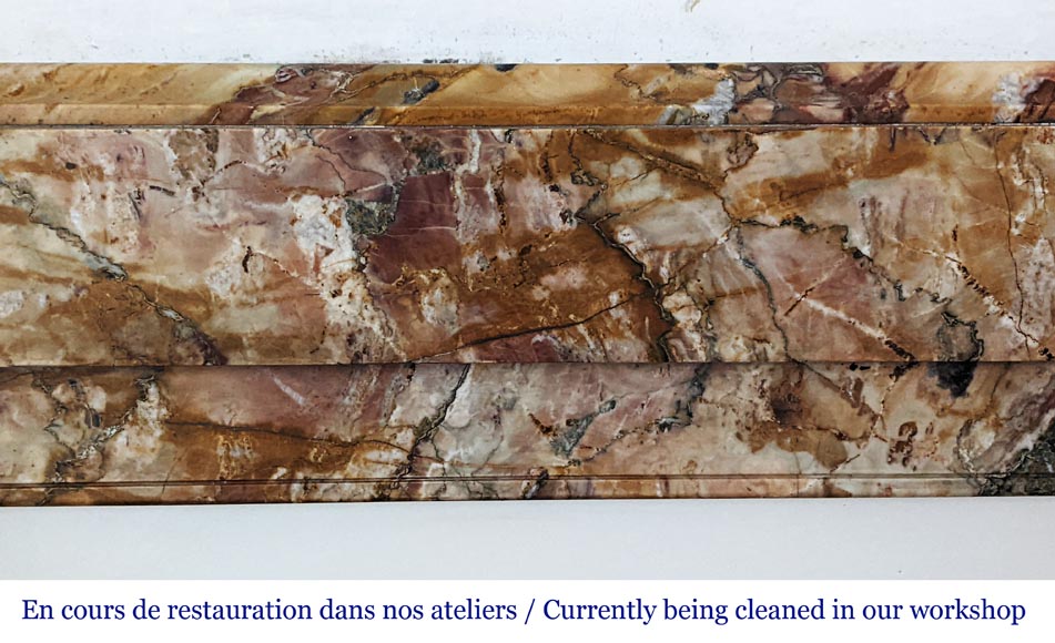 Petite Cheminée Art déco en Brèche de Médous Petite Cheminée Art déco en Brèche de Médous-1