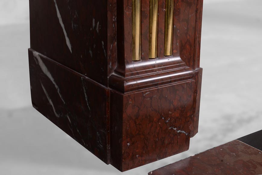 Cheminée de style Louis XVI en marbre Rouge Griotte , perlée de bronze doré Cheminée de style Louis XVI en marbre Rouge Griotte , perlée de bronze doré-5