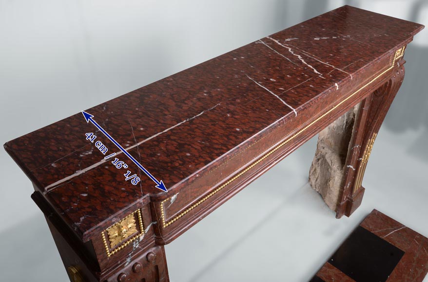 Cheminée de style Louis XVI en marbre Rouge Griotte , perlée de bronze doré Cheminée de style Louis XVI en marbre Rouge Griotte , perlée de bronze doré-10