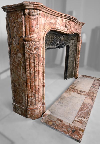 Cheminée de style Louis XV en brèche de Montmeyan Cheminée de style Louis XV en brèche de Montmeyan-3