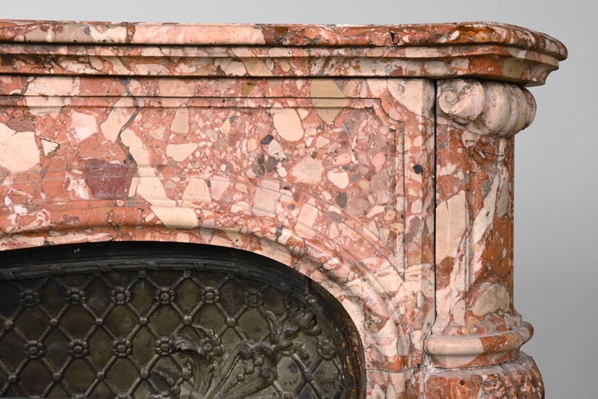 Cheminée de style Louis XV en brèche de Montmeyan Cheminée de style Louis XV en brèche de Montmeyan-8