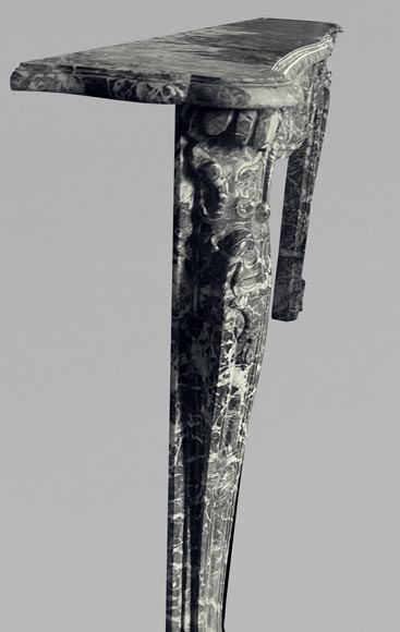 Belle cheminée d'époque Louis XV en marbre Gris Sainte Anne Belle cheminée d'époque Louis XV en marbre Gris Sainte Anne-3