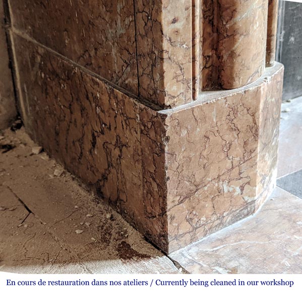 Cheminée de style Louis XIV en marbre griotte Cheminée de style Louis XIV en marbre griotte-4