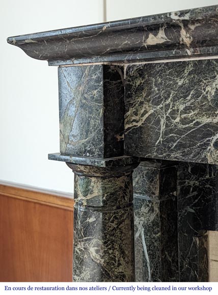 Cheminée de style Empire en marbre Vert de mer à colonnes détachées Cheminée de style Empire en marbre Vert de mer à colonnes détachées-3