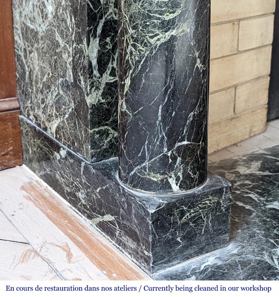 Cheminée de style Empire en marbre Vert de mer à colonnes détachées Cheminée de style Empire en marbre Vert de mer à colonnes détachées-5