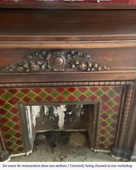 Cheminée de style Napoléon III décorée de guirlandes de fleurs sculptée en bois Cheminée de style Napoléon III décorée de guirlandes de fleurs sculptée en bois-6