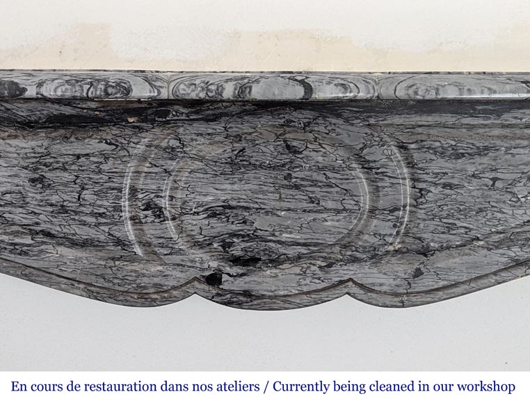 Cheminée ancienne de style Louis XV, modèle Pompadour, en marbre Bleu Fleuri Cheminée ancienne de style Louis XV, modèle Pompadour, en marbre Bleu Fleuri-1