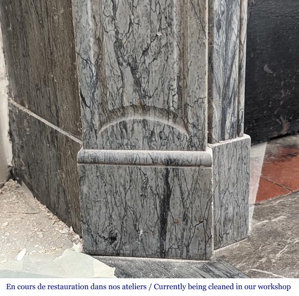 Cheminée ancienne de style Louis XV, modèle Pompadour, en marbre Bleu Fleuri Cheminée ancienne de style Louis XV, modèle Pompadour, en marbre Bleu Fleuri-4