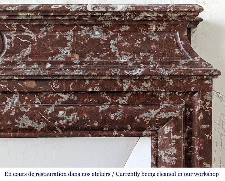 Cheminée de style Louis XIV en marbre Rouge du Nord Cheminée de style Louis XIV en marbre Rouge du Nord-3