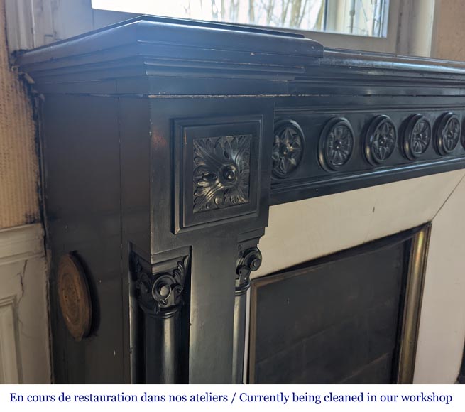 Cheminée Napoléon III en marbre Noir de Belgique aux colonnettes Cheminée Napoléon III en marbre Noir de Belgique aux colonnettes-4
