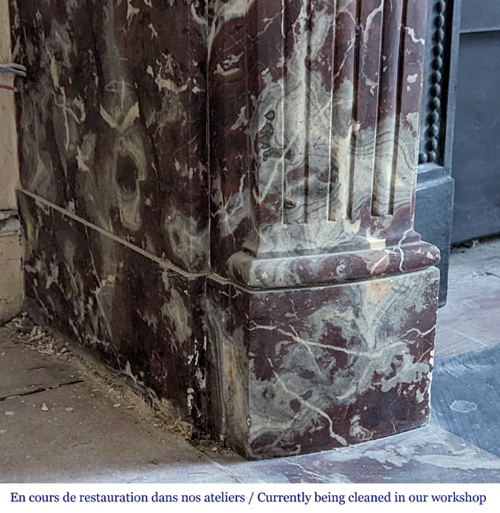 Cheminée de style Régence en marbre Rouge du Nord Cheminée de style Régence en marbre Rouge du Nord-4