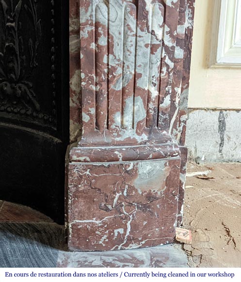 Cheminée de style Régence en marbre Rouge du Nord Cheminée de style Régence en marbre Rouge du Nord-7