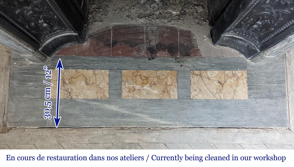 Cheminée de style Louis XVI à rudenture aux coins arrondis en Turquin clair Cheminée de style Louis XVI à rudenture aux coins arrondis en Turquin clair-8