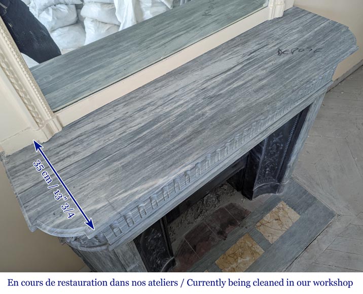 Cheminée de style Louis XVI à rudenture aux coins arrondis en Turquin clair Cheminée de style Louis XVI à rudenture aux coins arrondis en Turquin clair-9