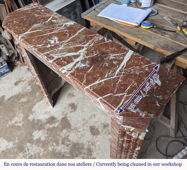 Cheminée de style Louis XVI sculptée en marbre rouge Cheminée de style Louis XVI sculptée en marbre rouge-8