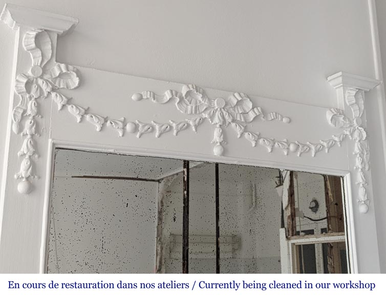 Cheminée de style Louis XVI en bois décorée d'une scène de mythologie Cheminée de style Louis XVI en bois décorée d'une scène de mythologie-2