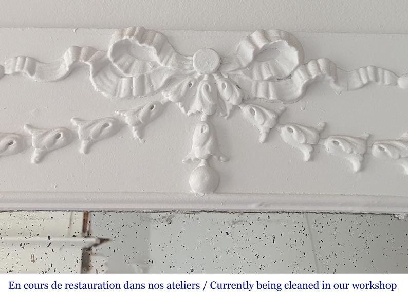 Cheminée de style Louis XVI en bois décorée d'une scène de mythologie Cheminée de style Louis XVI en bois décorée d'une scène de mythologie-3