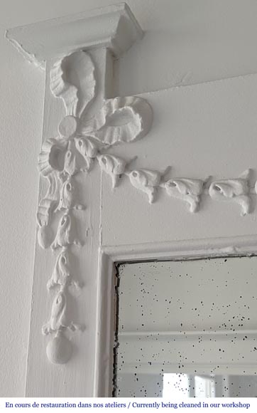 Cheminée de style Louis XVI en bois décorée d'une scène de mythologie Cheminée de style Louis XVI en bois décorée d'une scène de mythologie-4