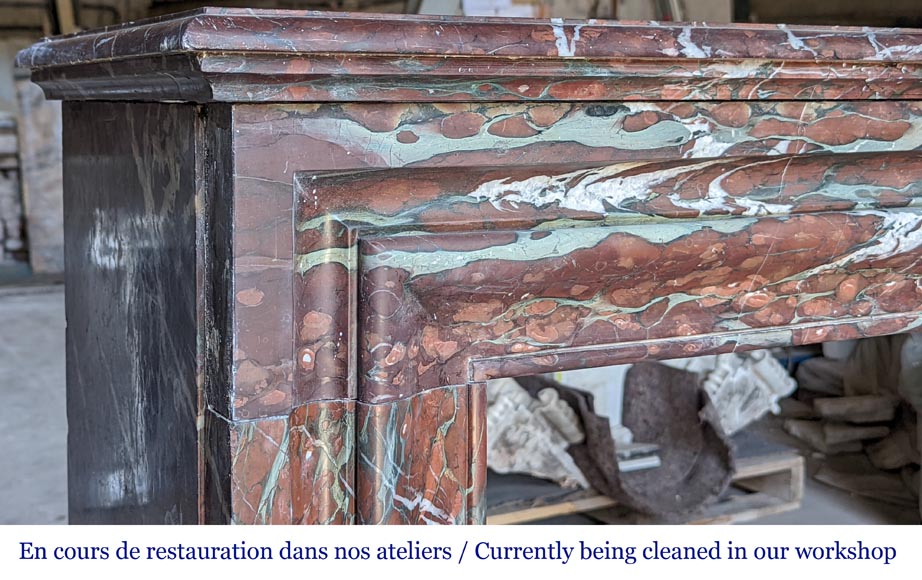 Cheminée de style Louis XIV en marbre Griotte Cheminée de style Louis XIV en marbre Griotte-3