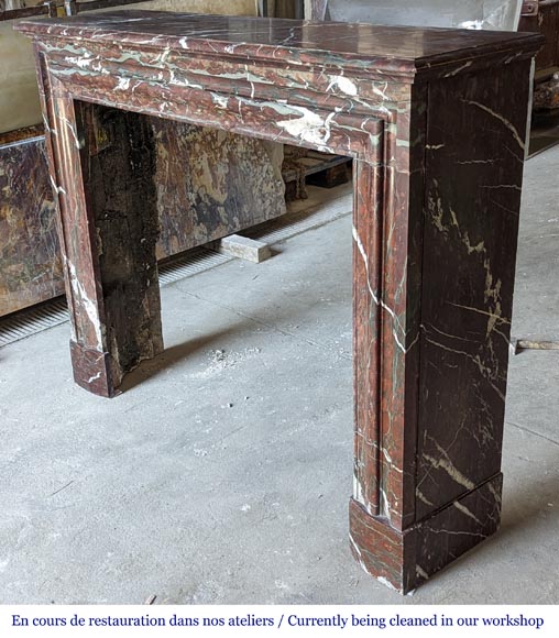 Cheminée de style Louis XIV en marbre Griotte Cheminée de style Louis XIV en marbre Griotte-5