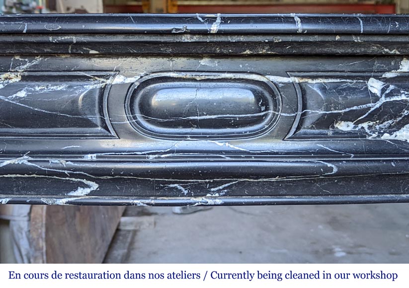 Cheminée Pompadour de style Louis XV en marbre Noir Marquina Cheminée Pompadour de style Louis XV en marbre Noir Marquina-1