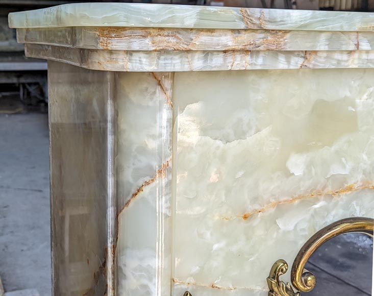 Cheminée décorative en onyx Cheminée décorative en onyx-4