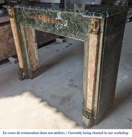 Cheminée de style Empire en marbre Vert de Mer aux ornements égyptien en bronze Cheminée de style Empire en marbre Vert de Mer aux ornements égyptien en bronze-7