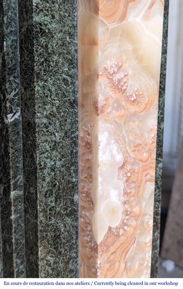 Cheminée de style Empire en marbre Vert de Mer aux ornements égyptien en bronze Cheminée de style Empire en marbre Vert de Mer aux ornements égyptien en bronze-9