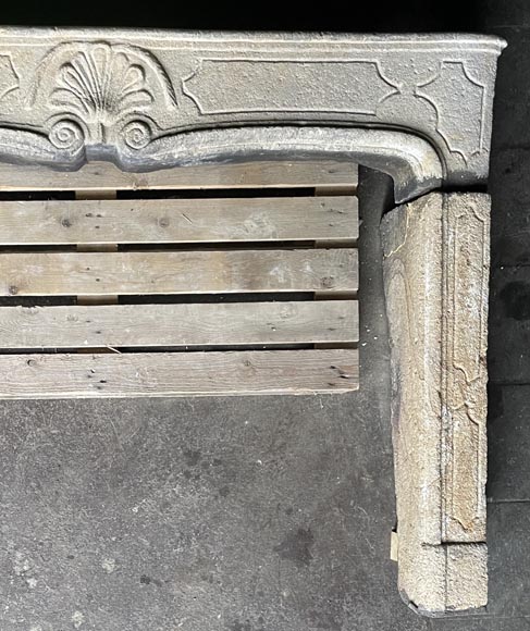 Cheminée en pierre d'époque Louis XV Cheminée en pierre d'époque Louis XV-9