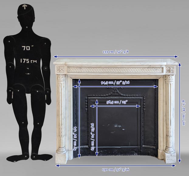 Cheminée de style Louis XVI à demies colonnes corinthiennes et frise perlée en marbre statuaire Cheminée de style Louis XVI à demies colonnes corinthiennes et frise perlée en marbre statuaire-15