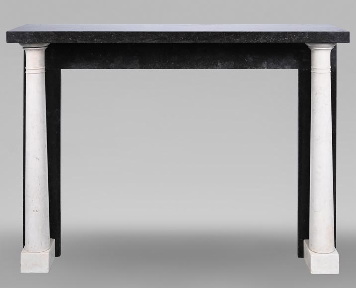 Cheminée de style Directoire à colonnes détachées en marbre statuaire et granit Cheminée de style Directoire à colonnes détachées en marbre statuaire et granit-0