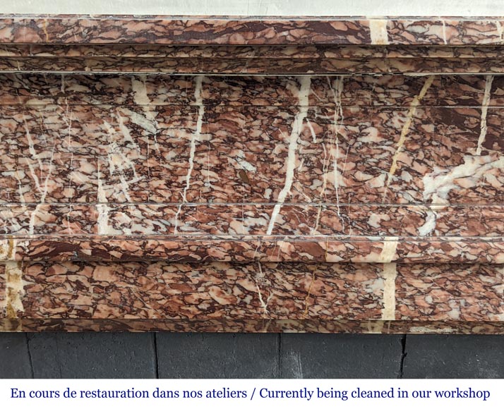 Petite cheminée de style Louis XVI à rudentures en marbre Campan Petite cheminée de style Louis XVI à rudentures en marbre Campan-1