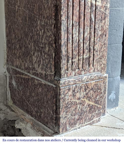 Petite cheminée de style Louis XVI à rudentures en marbre Campan Petite cheminée de style Louis XVI à rudentures en marbre Campan-4