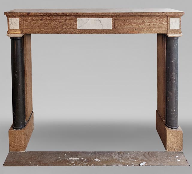 Cheminée bicolore de style Directoire en granite et colonnes détachées en marbre noir Cheminée bicolore de style Directoire en granite et colonnes détachées en marbre noir-0
