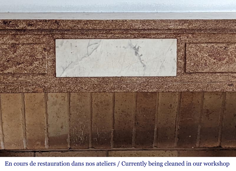 Cheminée bicolore de style Directoire en granite et colonnes détachées en marbre noir Cheminée bicolore de style Directoire en granite et colonnes détachées en marbre noir-1