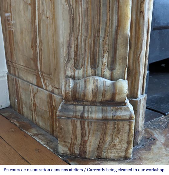 Cheminée de style Louis XV en onyx Cheminée de style Louis XV en onyx-6