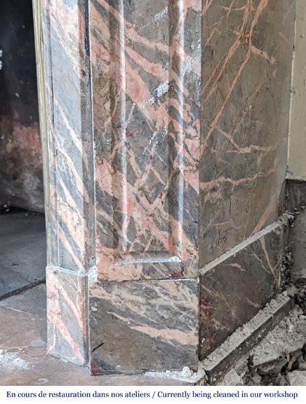 Cheminée de style Louis XV en marbre Enjugeraie Cheminée de style Louis XV en marbre Enjugeraie-8