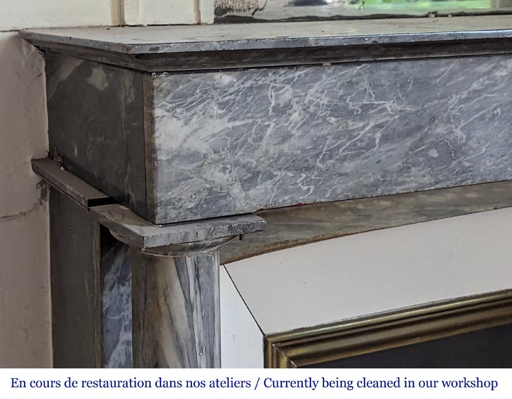 Cheminée de style Directoire à colonnes détachées en marbre Turquin Cheminée de style Directoire à colonnes détachées en marbre Turquin-4