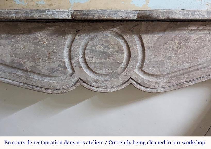 Cheminée de style Louis XV modèle Pompadour sculptée en marbre de Lunel Cheminée de style Louis XV modèle Pompadour sculptée en marbre de Lunel-1