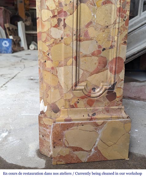 Cheminée de style Régence en Brèche d’Alep Cheminée de style Régence en Brèche d’Alep-9