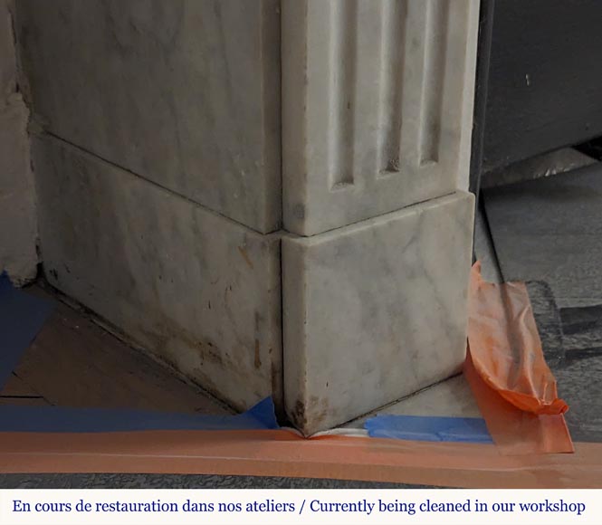 Cheminée de style Louis XVI sculptée en marbre de Carrare Cheminée de style Louis XVI sculptée en marbre de Carrare-4