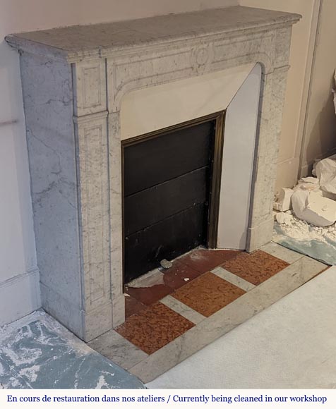 Cheminée de style Louis XV modèle Pompadour en marbre de Carrare Cheminée de style Louis XV modèle Pompadour en marbre de Carrare-2