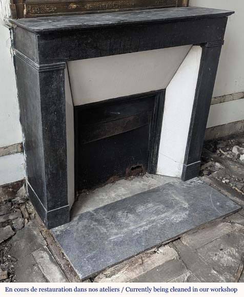 Cheminée de style Napoléon III en marbre noir Cheminée de style Napoléon III en marbre noir-2