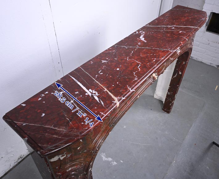 Cheminée de style Régence sculptée en marbre rouge griotte Cheminée de style Régence sculptée en marbre rouge griotte-9