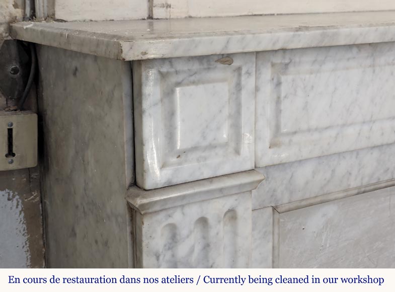 Cheminée de style Louis XVI moulurée en marbre de Carrare Cheminée de style Louis XVI moulurée en marbre de Carrare-3